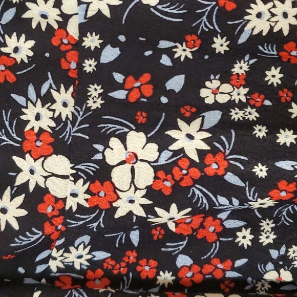 Floral skater dress - Picture 2 of 8